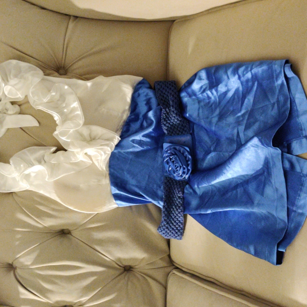 White/ Blue Dress w/ Belt, Juniors Size L, Brand Orange, New without Tag